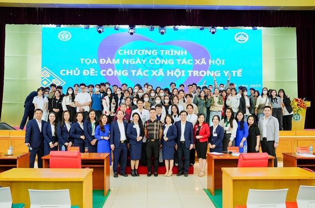 TỌA ĐÀM: CÔNG TÁC XÃ HỘI TRONG Y TẾ – NHỮNG GIÁ TRỊ NHÂN VĂN